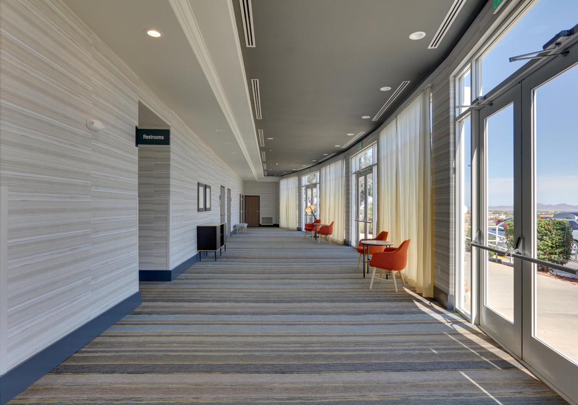 Holiday Inn Yuma By Ihg Экстерьер фото