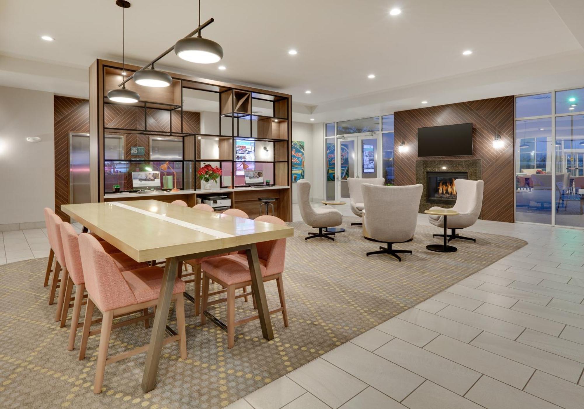 Holiday Inn Yuma By Ihg Экстерьер фото